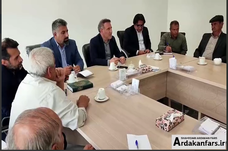 شهردار و شورای اسلامی شهر اردکان پاسخگوی مطالبات مردم
