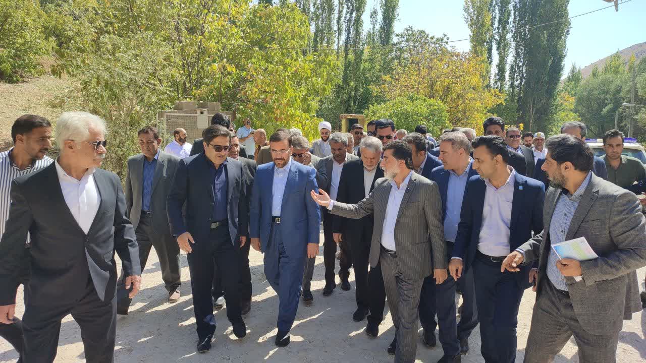 بازدید وزیر میراث فرهنگی از چله گاه سپیدان